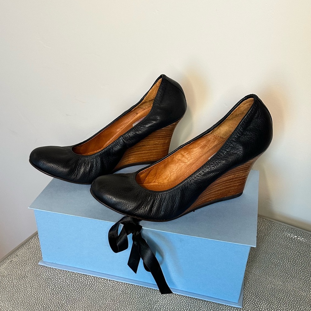 Lanvin Wedge Pump Black